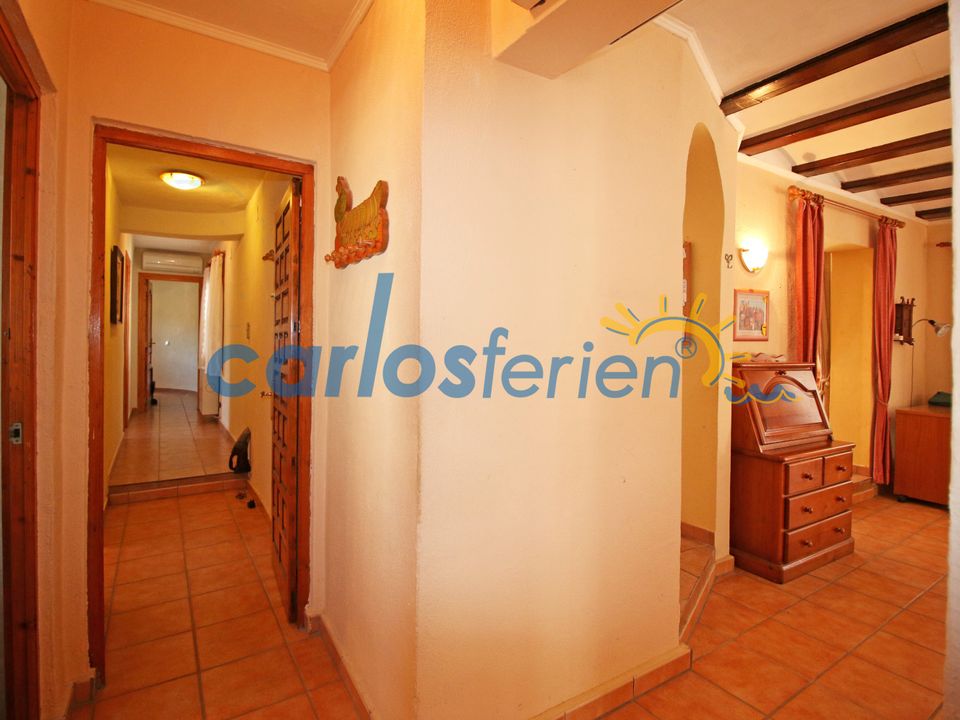 Villa for sale in Denia, Alicante province € 350,000 Ref 14887546